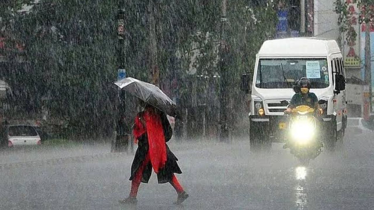 Tamilnadu Weather Alert: நாளை உருவாகும் காற்றழுத்த தாழ்வுப்பகுதி.. இன்று 4 மாவட்டங்களுக்கு ரெட் அலர்ட்!