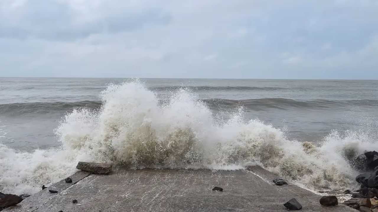 Cyclone Remal: வங்கக்கடலில் உருவான ரிமல் புயல்.. தமிழ்நாட்டில் மழை பெய்யுமா? லேட்டஸ்ட் வானிலை அப்டேட்