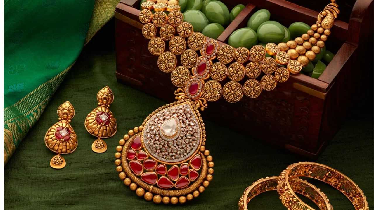 Gold Price Today: மீண்டும் ரூ. 54,000-ஐ தாண்டியது தங்கம் விலை... இன்றைய நிலவரம் என்ன?