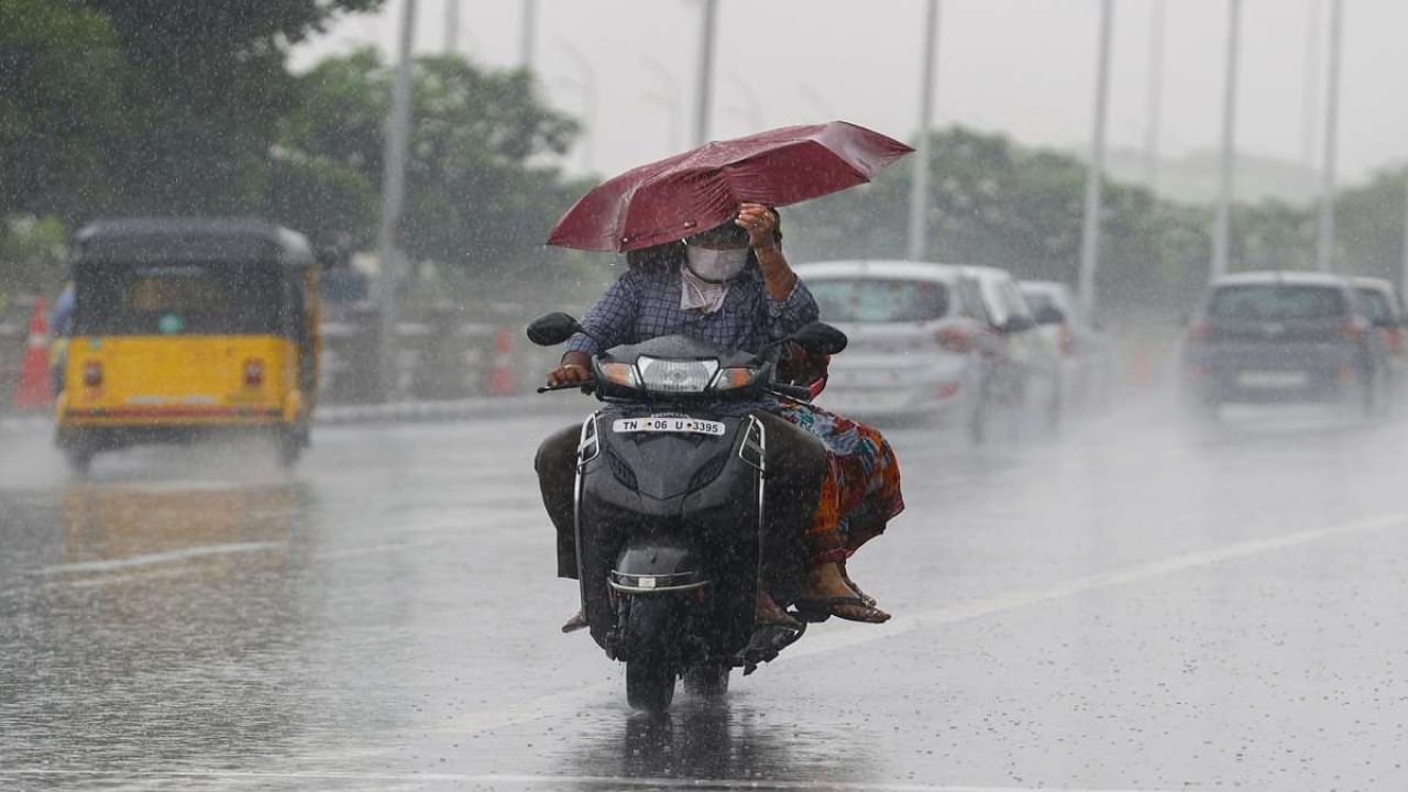 Tamilnadu Weather Alert: அடுத்த ஒரு வாரத்திற்கு வெளுக்கப்போகும் மழை… எந்தெந்த மாவட்டங்கள்?