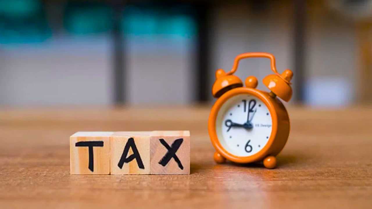 Income Tax : வருமான வரி தாக்கல் செய்ய இன்றே கடைசி நாள்.. வரி தாக்கல் முதல் அபராதம் வரை.. முழு விவரம் இதோ!