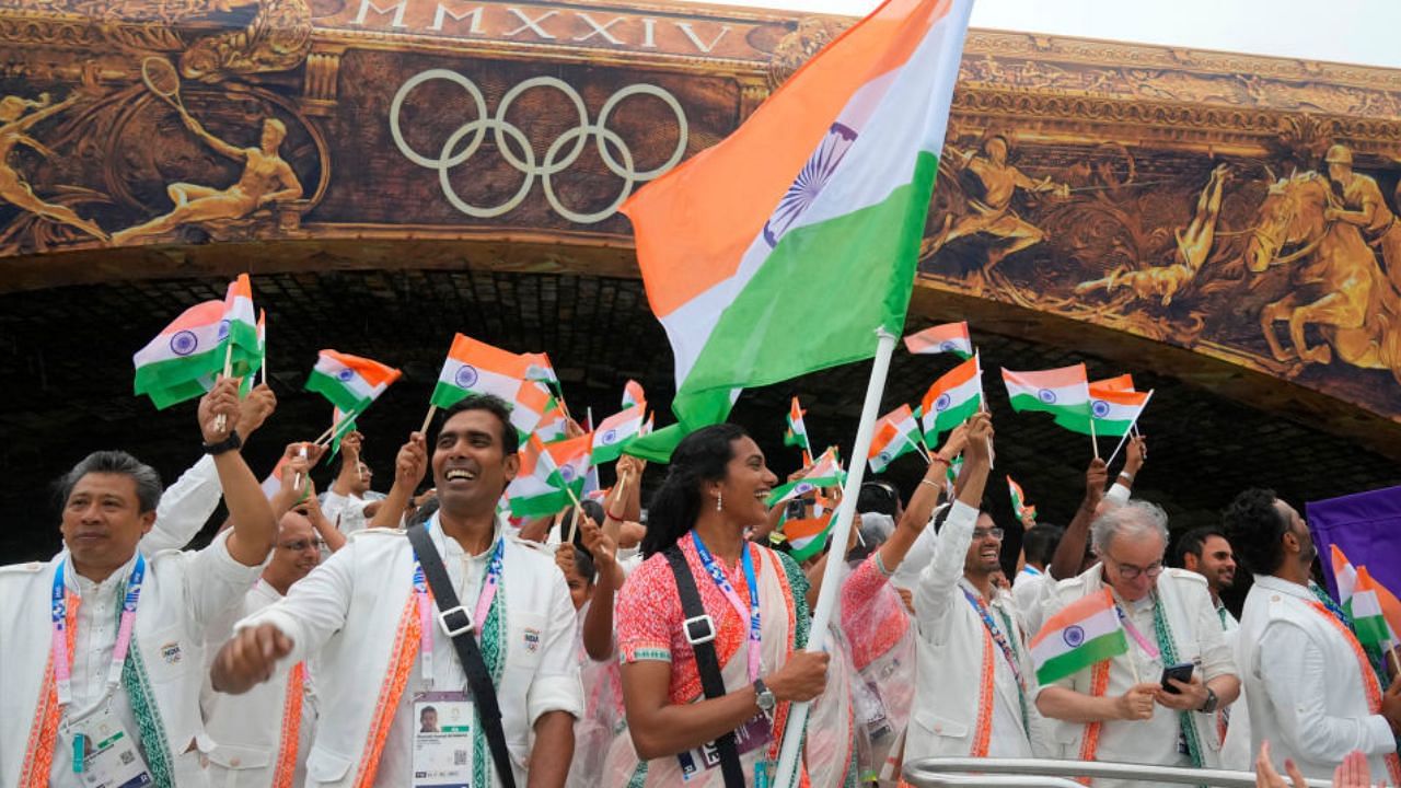 Paris Olympic 2024: கோலாகலமாக தொடங்கிய பாரிஸ் ஒலிம்பிக்.. இன்றைய போட்டி விவரங்கள்..