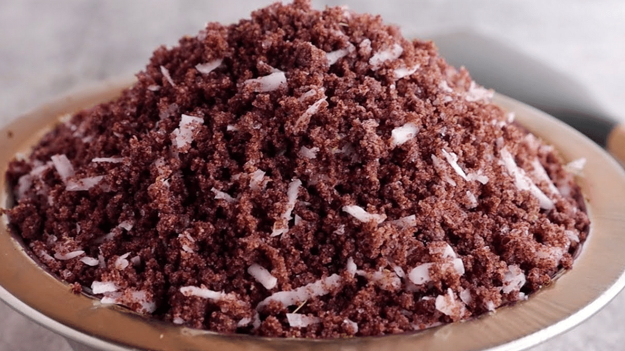 Ragi Puttu: ஹெல்த்தியான ராகி புட்டு இப்டி செஞ்சு பாருங்க கேட்டு வாங்கி சாப்பிடுவாங்க..