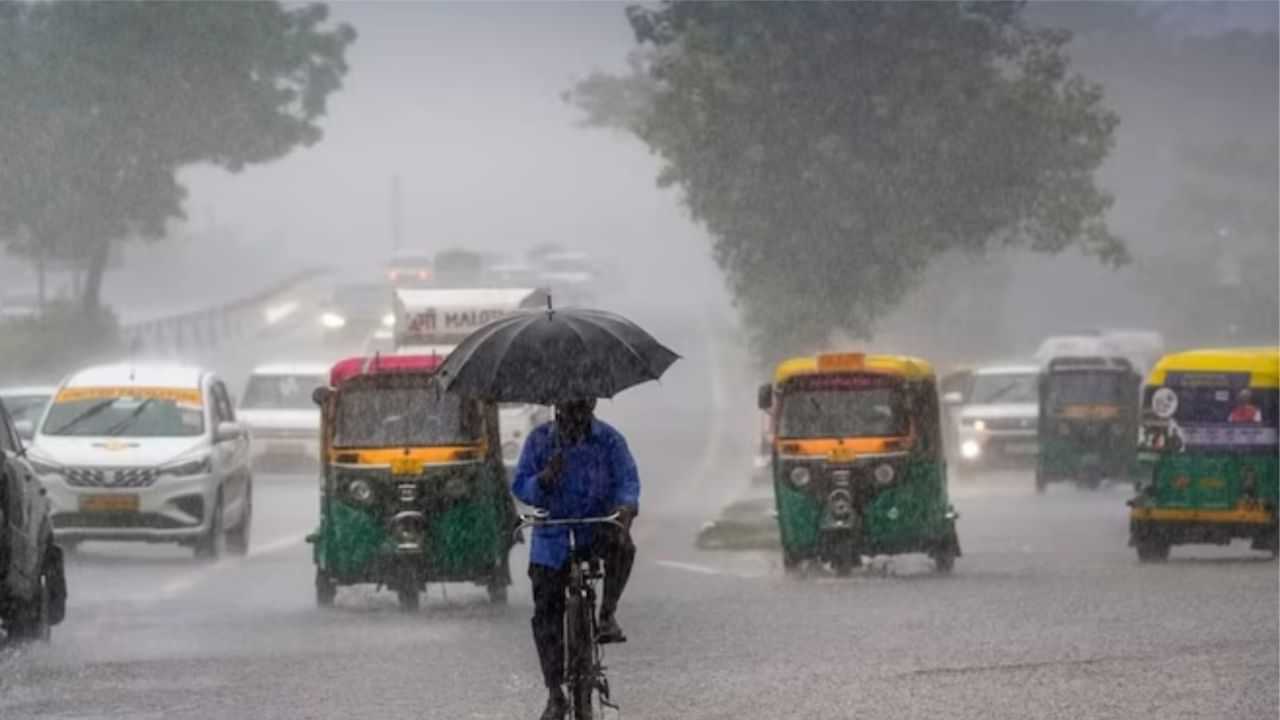 Tamilnadu Weather Alert: நீலகிரி மாவட்டத்திற்கு ரெட் அலர்ட்.. 5 மாவட்டங்களுக்கு கனமழை எச்சரிக்கை..