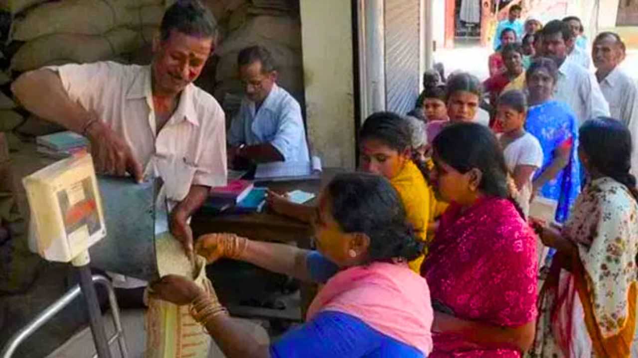 Ration Shop : 5 ஆம் தேதிக்குள் ரேஷன் பொருட்களை வாங்கிவிடுங்கள்.. இல்லனா சிக்கல்!