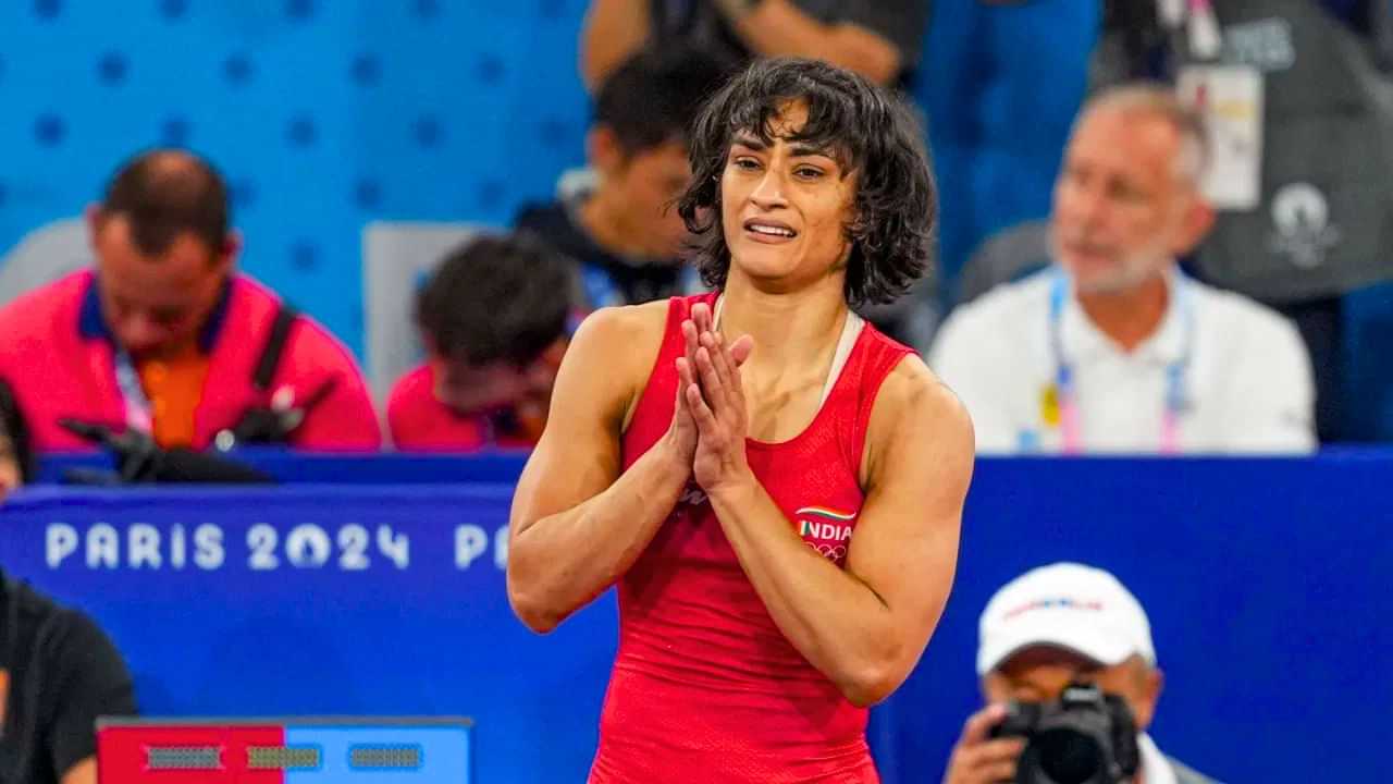 Vinesh Phogat : மல்யுத்தத்தில் இருந்து விலகினார் வினேஷ் போகத்.. இனியும் விளையாட எந்த வலியும் இல்லை என ஆதங்கம்!