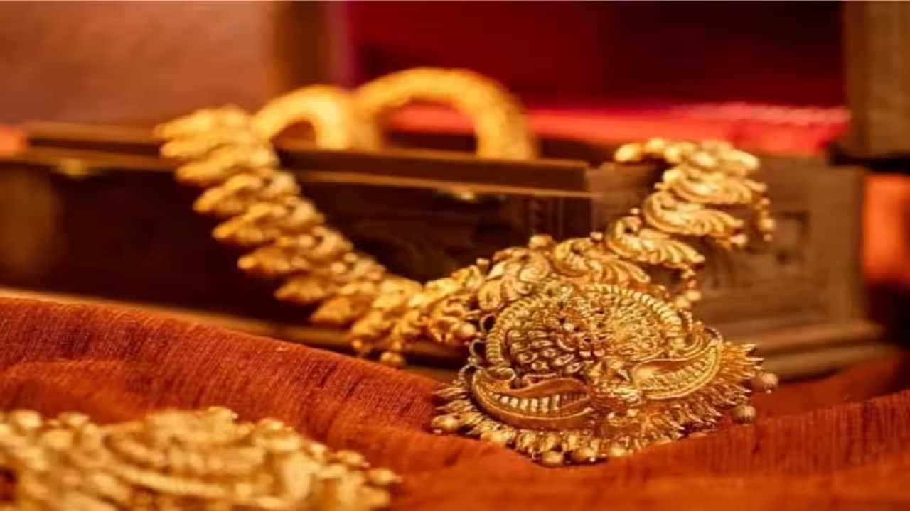 Gold Price August 19 2024 : குறைந்ததா தங்கம் விலை? இன்றைய நிலவரம் இதுதான்.. செக் பண்ணிக்கோங்க!