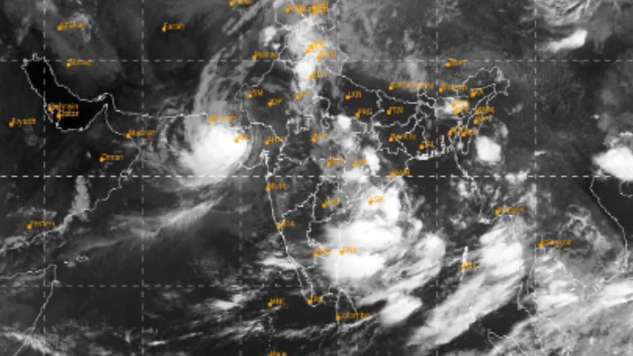 Weather Today:  இன்று உருவாகும் குறைந்த காற்றழுத்த தாழ்வு பகுதி.. தமிழகத்தில் மழைக்கு வாய்ப்பா?