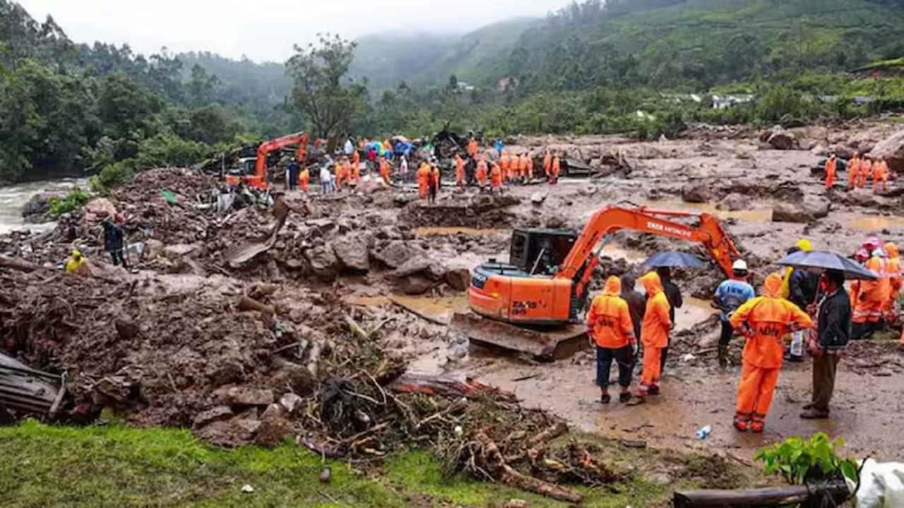 Wayanad Landslide: சோக கடலில் வயநாடு.. 350-ஐ தாண்டிய உயிரிழப்பு எண்ணிக்கை.. தொடரும் மீட்புப் பணிகள்!