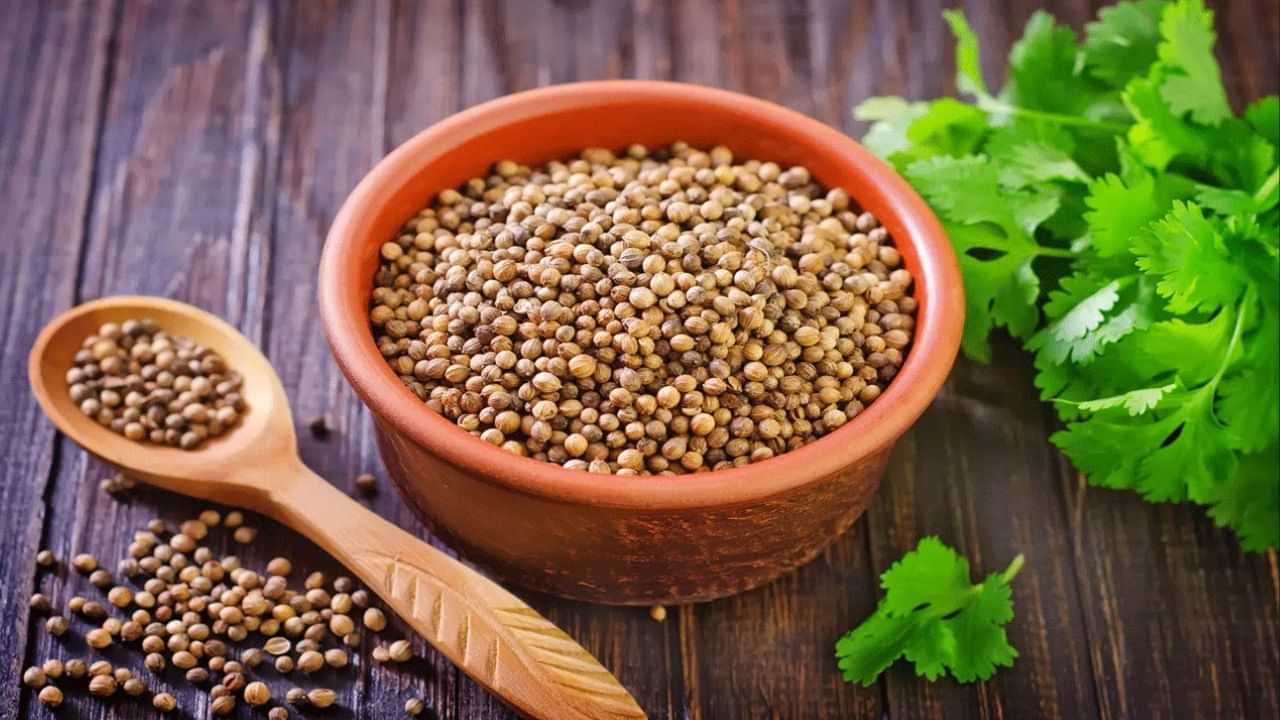 Coriander Water Benefits: வெறும் வயிற்றில் கொத்தமல்லி தண்ணீர் குடிங்க.. இதுவே பல பிரச்சனைகளுக்கு மருந்தாகும்!