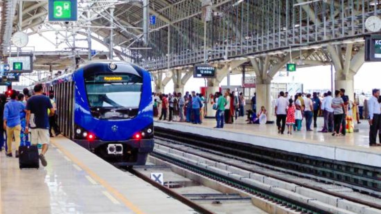 Chennai Metro Rail: சென்னை மெட்ரோ ரயில் சேவையில் மாற்றம்.. டைமிங் நோட் பண்ணிக்கோங்க பயணிகளே!