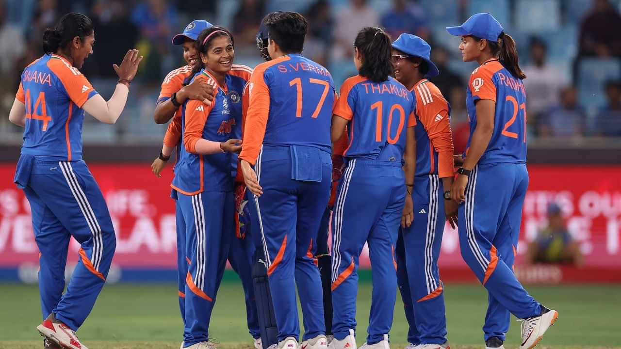 ICC Womens T20 World Cup: இலங்கையை பந்தாடிய இந்திய மகளிர் அணி.. புள்ளிப்பட்டியலில் 2வது இடத்திற்கு முன்னேற்றம்!