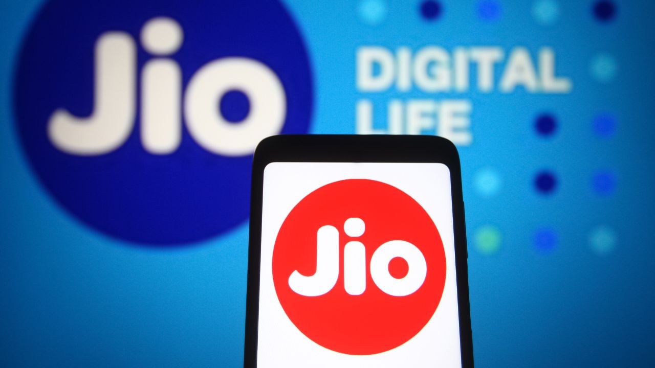 Jio Payment : பேடிஎம் பேமெண்ட் போல இனி ஜியோ பேமெண்ட்.. ஒப்புதல் வழங்கிய RBI!