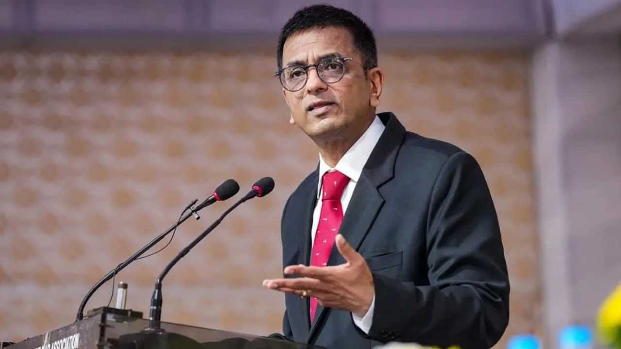 CJI DY Chandrachud: எதிர்காலம் பற்றிய அச்சம் உள்ளது.. தலைமை நீதிபதி சந்திரசூட் பேச்சு!