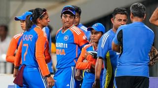 Women T20 World Cup: 8 ஆண்டுகளில் முதல் முறை.. அரையிறுதிக்கு முன்னேறாமல் போன இந்திய அணி!