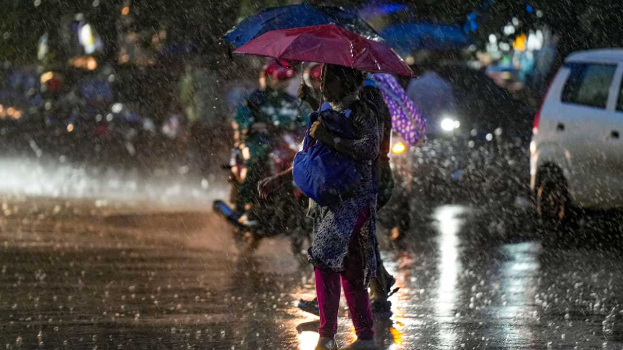 Tamilnadu Weather Alert: சில்லென மாறிய சென்னை.. 10 மணி வரை 13 மாவட்டங்களில் மழைக்கு வாய்ப்பு.. எங்கே தெரியுமா?