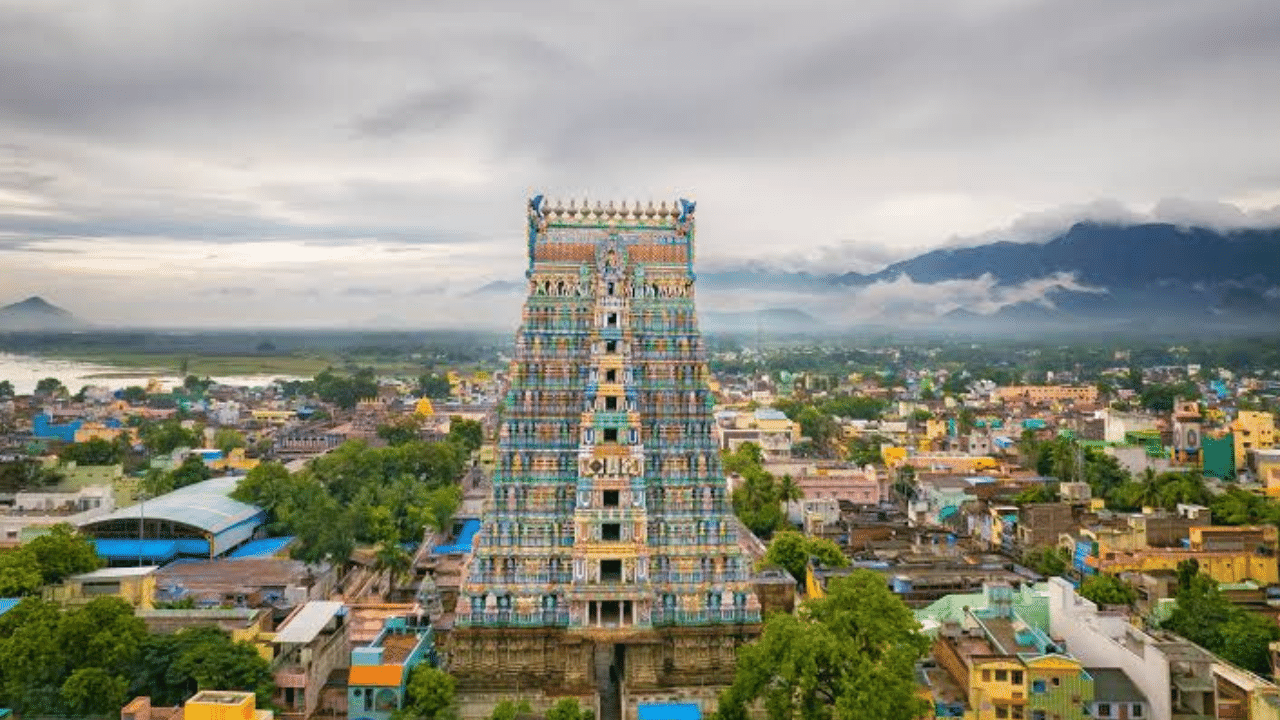 Travel Tips: வியக்க வைக்கும் விருதுநகர் மாவட்ட சுற்றுலாதலங்கள்...