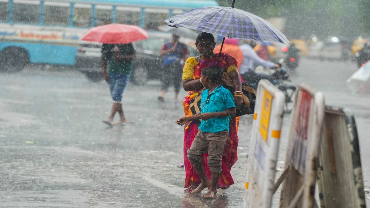 Rameshwaram Rains: மேகவெடிப்பு..  ராமேஸ்வரத்தில் 41 செ.மீ மழை.. கரைபுரளும் வெள்ளம்!