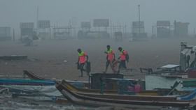 Fengal Cyclone: வங்கக்கடலில் உருவாகும் ஃபெங்கல் புயல்.. டிசம்பர் 1 ஆம் தேதி வரை வெளுக்கப்போகும் மழை.. எந்தெந்த மாவட்டங்களில்?