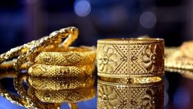 Gold Price November 14, 2024: ஒரே நாளில் சவரன் ரூ.880 குறைவு.. இன்றைய தங்கம் விலை நிலவரம்!