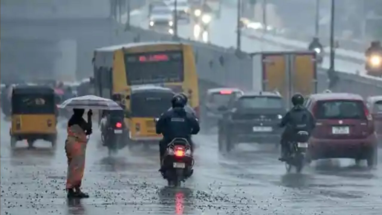 TN Rain Alert: தமிழகத்தில் பல்வேறு மாவட்டங்களிலும் மழை.. மக்கள் மகிழ்ச்சி!