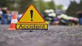 Accident: நொறுங்கிய வேன் – கார்.. தேனி அருகே நடந்த விபத்தில் 3 பேர் பலி