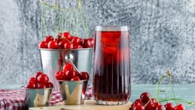 Cherry Juice Benefits: தலையணையில் தலை வைத்தவுடன் தூக்கம் வேண்டுமா..? இந்த ஜூஸ் தினமும் ஒரு ஸ்பூன் போதும்!