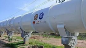 Hyperloop Track: அடி தூள்.. வெற்றிகரமாக சோதனை செய்யப்பட்ட ஹைப்பர் லூப் பாதை!