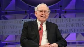 Warren Buffet : ரூ.82 லட்சம் கோடி சொத்துக்கு வாரிசை தேர்வு செய்தார் வாரன் பஃபெட்.. யார் தெரியுமா?